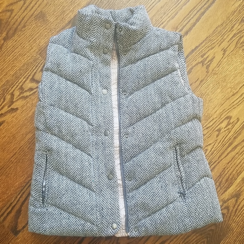 Herringbone Puffer Vest
